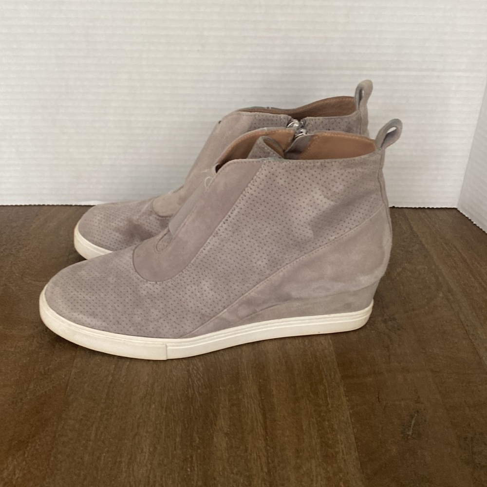 Linea Paolo Felicia Wedge Sneakers Gray Suede - Picture 4 of 9